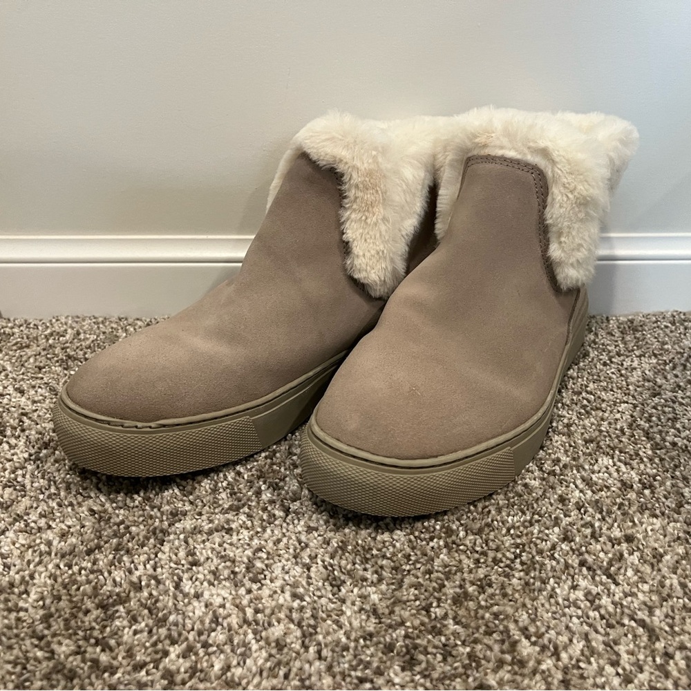 Cougar Tan Fur-Lined Winter Boots